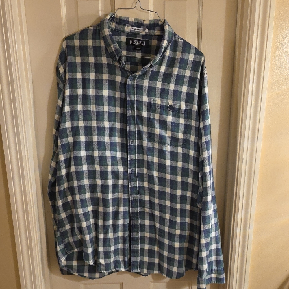 Ezekiel Men's Casual Blue and Green Checkered Shirt
